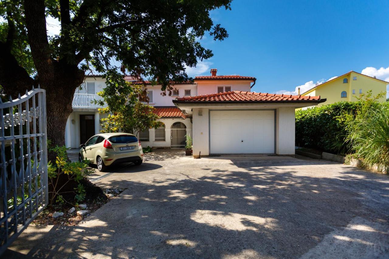 מאלינסקה Apartment Hudan מראה חיצוני תמונה